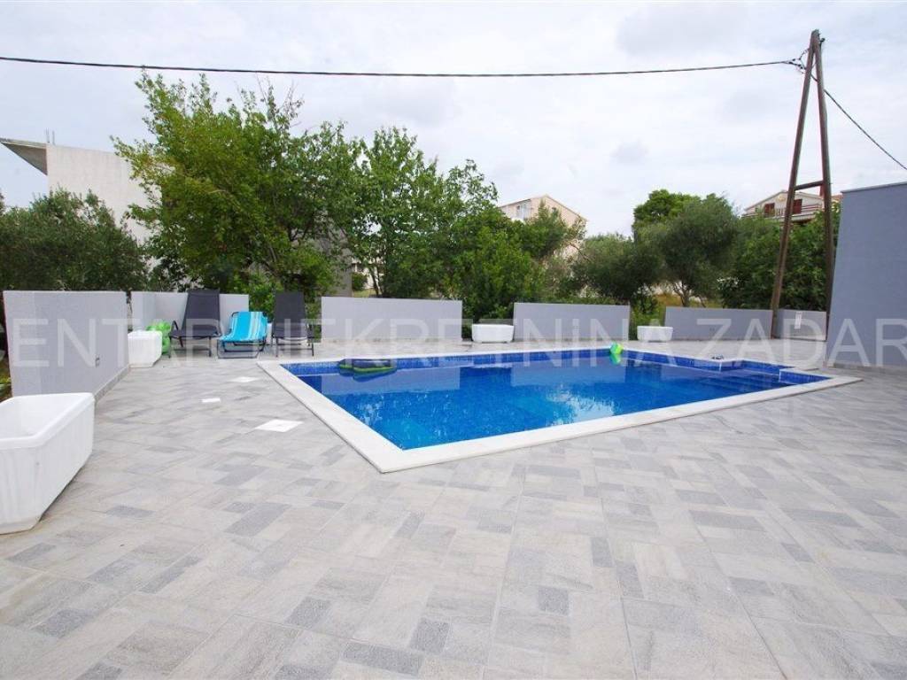 Apartmanska kuća, Prodaja, Zadar - Okolica, Kožino