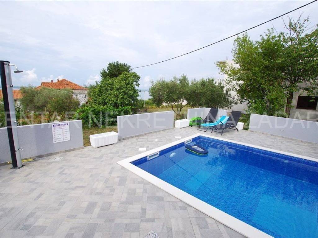Apartmanska kuća, Prodaja, Zadar - Okolica, Kožino