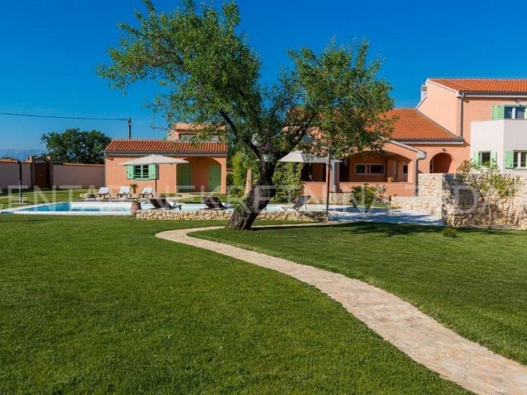 Luksuzna kuća, Prodaja, Škabrnje, Prkos