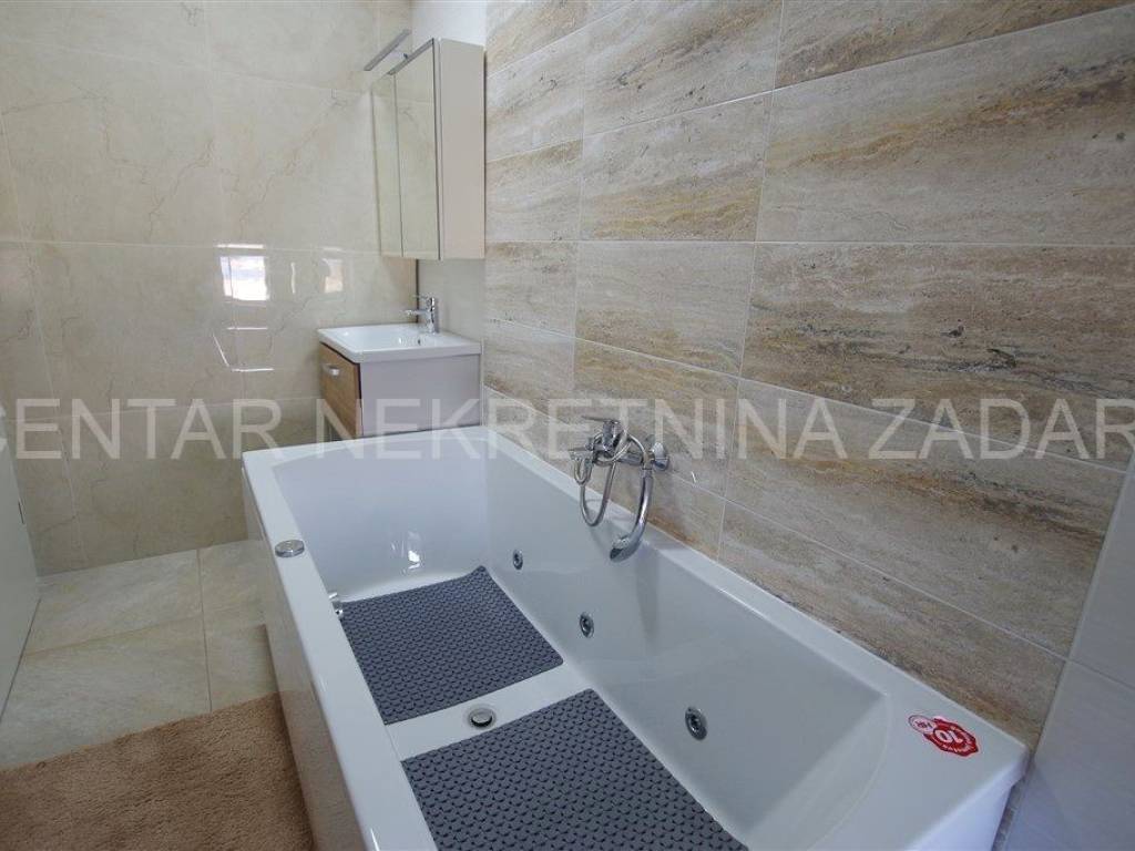 Kuća na moru, Prodaja, Ražanac, Ražanac