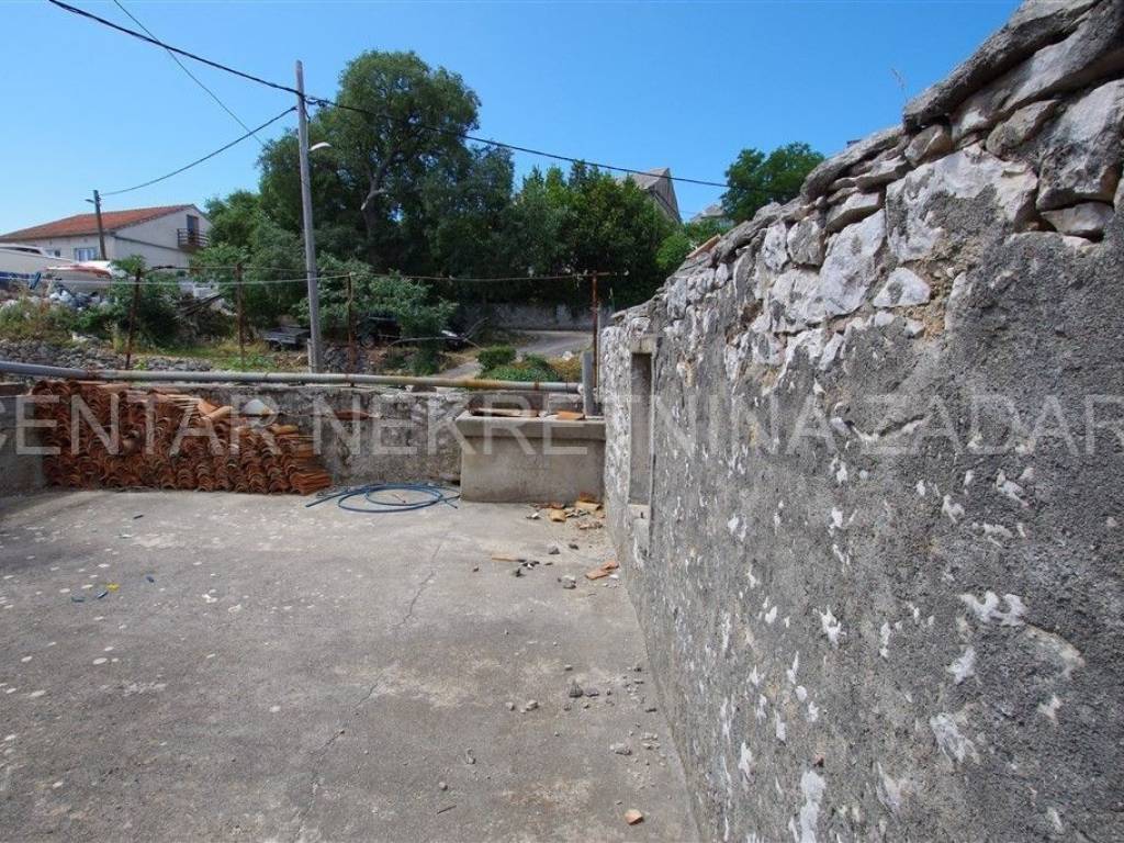 Kamena kuća, Prodaja, Tkon, Tkon