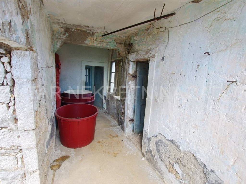 Kamena kuća, Prodaja, Tkon, Tkon