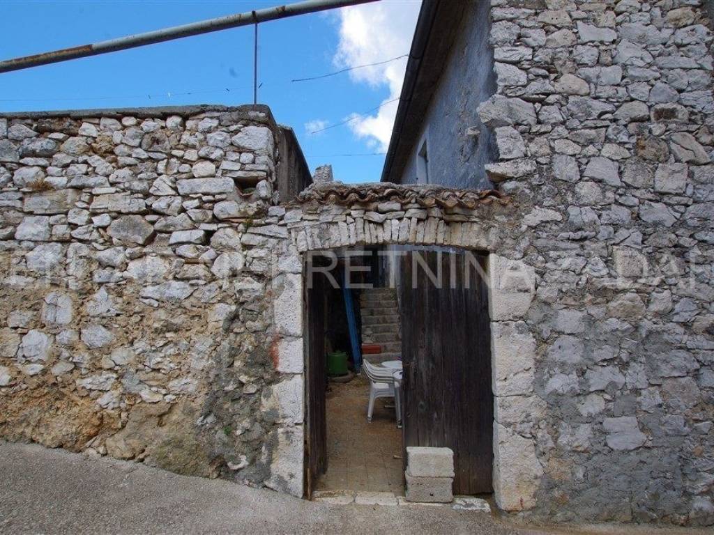 Kamena kuća, Prodaja, Tkon, Tkon