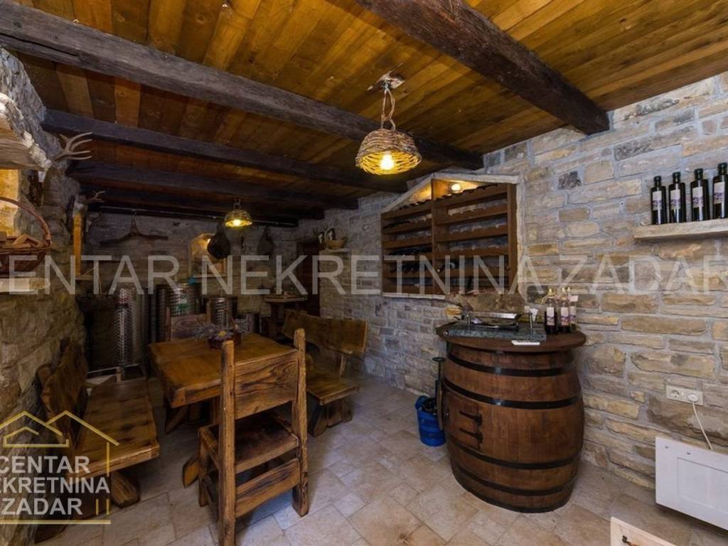 Kamena kuća, Prodaja, Posedarje, Posedarje