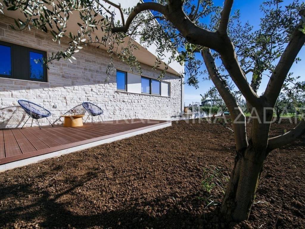 Luksuzna kuća, Prodaja, Zemunik donji, Smoković