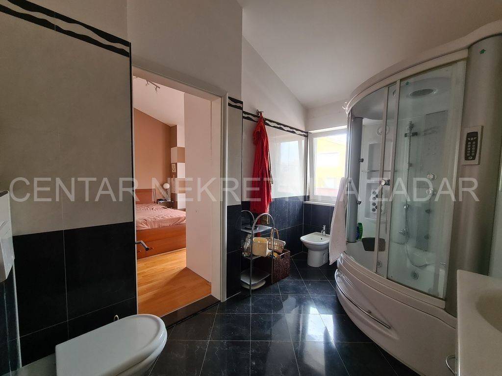 Stan u zgradi, Prodaja, Zadar, Zadar