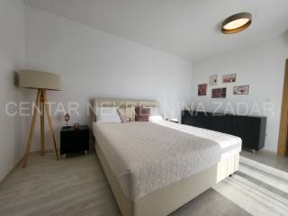 Luksuzna vila, Prodaja, Privlaka, Privlaka