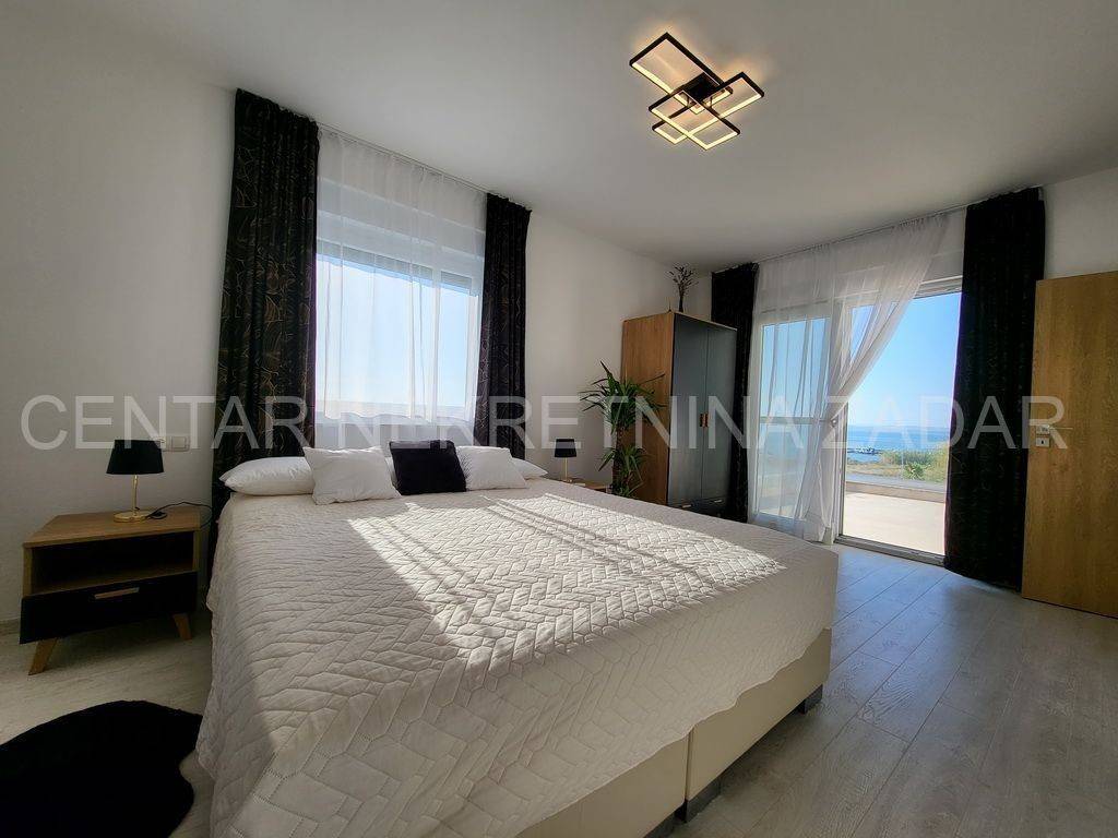 Luksuzna vila, Prodaja, Privlaka, Privlaka