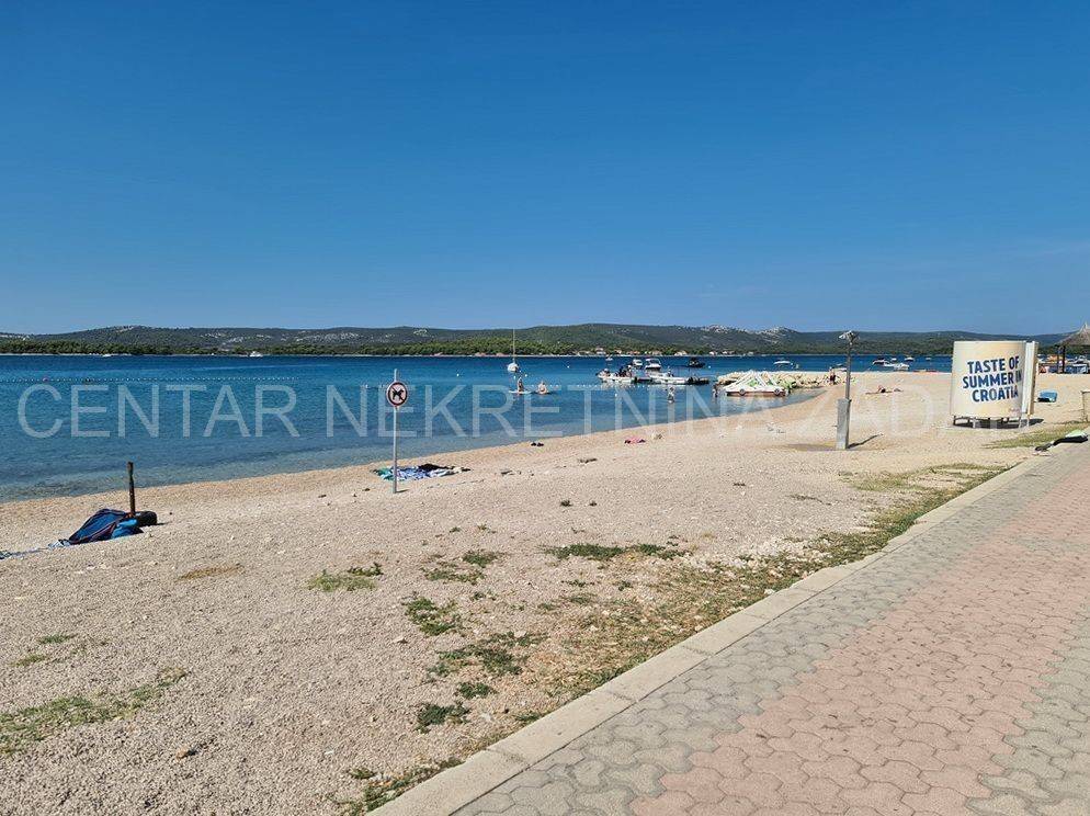 Stan u urbanoj vili, Prodaja, Sveti Filip i Jakov, Sveti Filip i Jakov