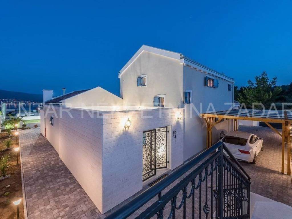 Luksuzna vila, Prodaja, Novigrad, Pridraga
