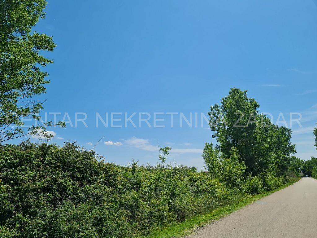 Građevinsko zemljište, Prodaja, Vrsi, Zukve