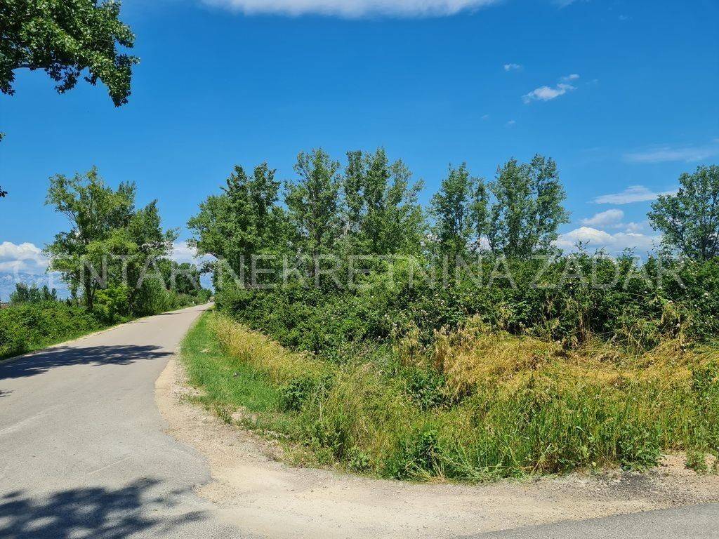 Građevinsko zemljište, Prodaja, Vrsi, Zukve