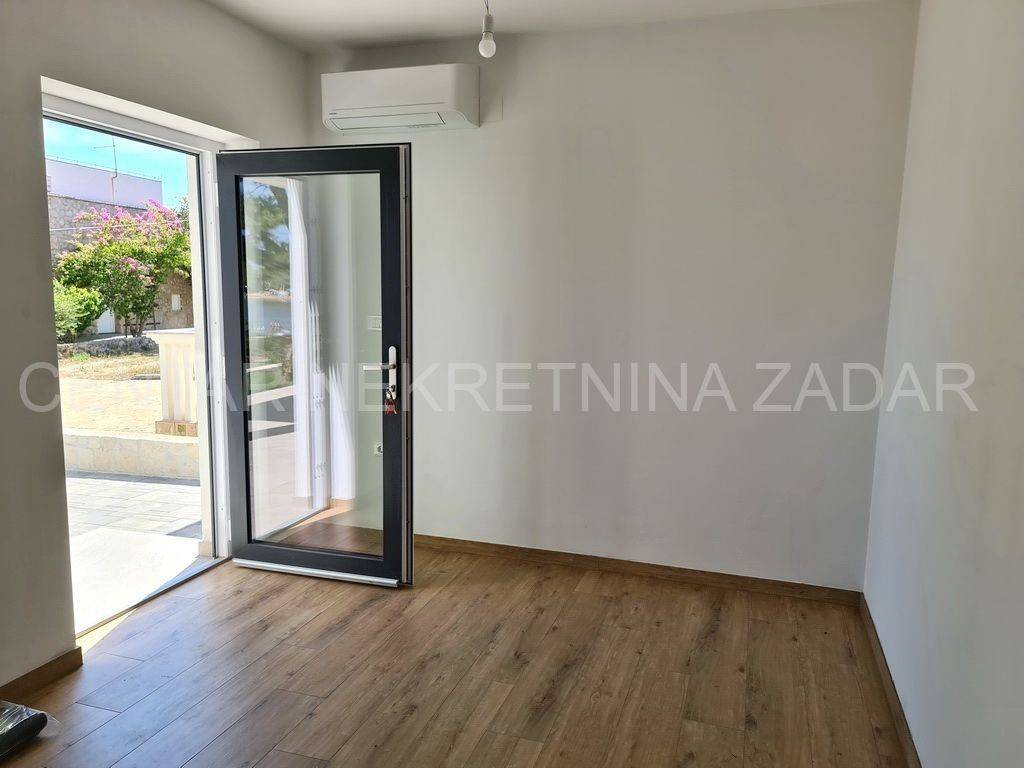 Apartmanska kuća, Prodaja, Pašman, Neviđane