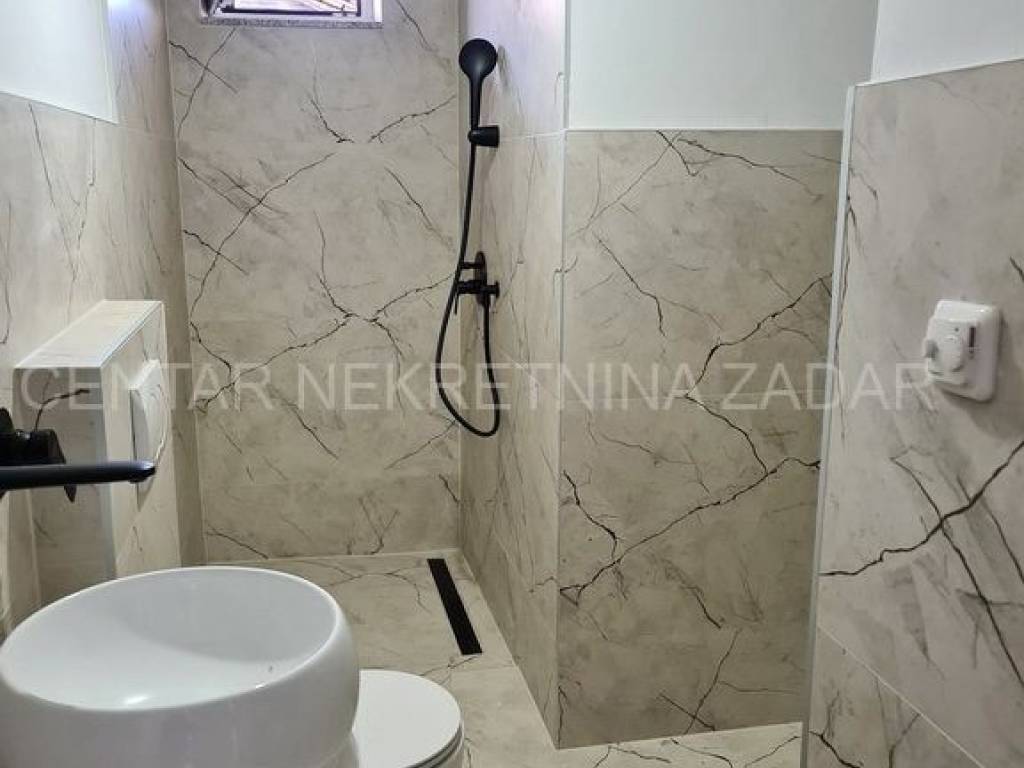 Apartmanska kuća, Prodaja, Pašman, Neviđane