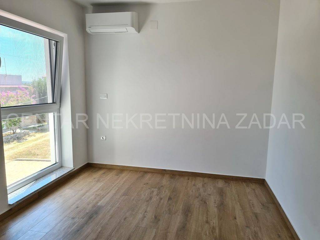 Apartmanska kuća, Prodaja, Pašman, Neviđane