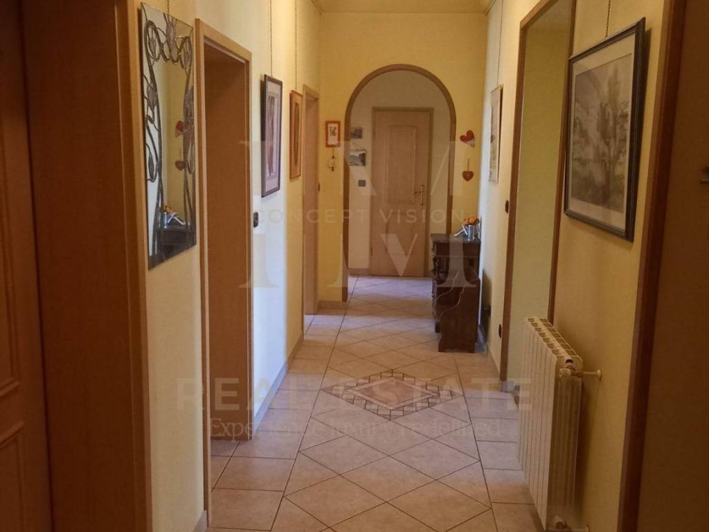 Stan u starijoj zgradi, Prodaja, Rijeka, Centar