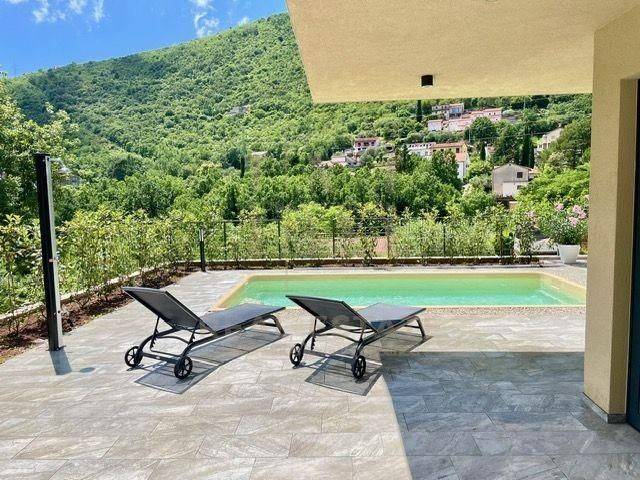 Vila, Prodaja, Mošćenička draga, Mošćenička Draga