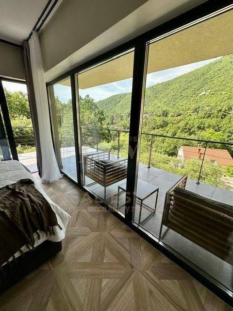 Vila, Prodaja, Mošćenička draga, Mošćenička Draga