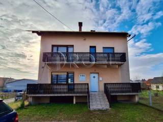 Stan u višeetažnoj kući, Prodaja, Zagreb, Sesvete