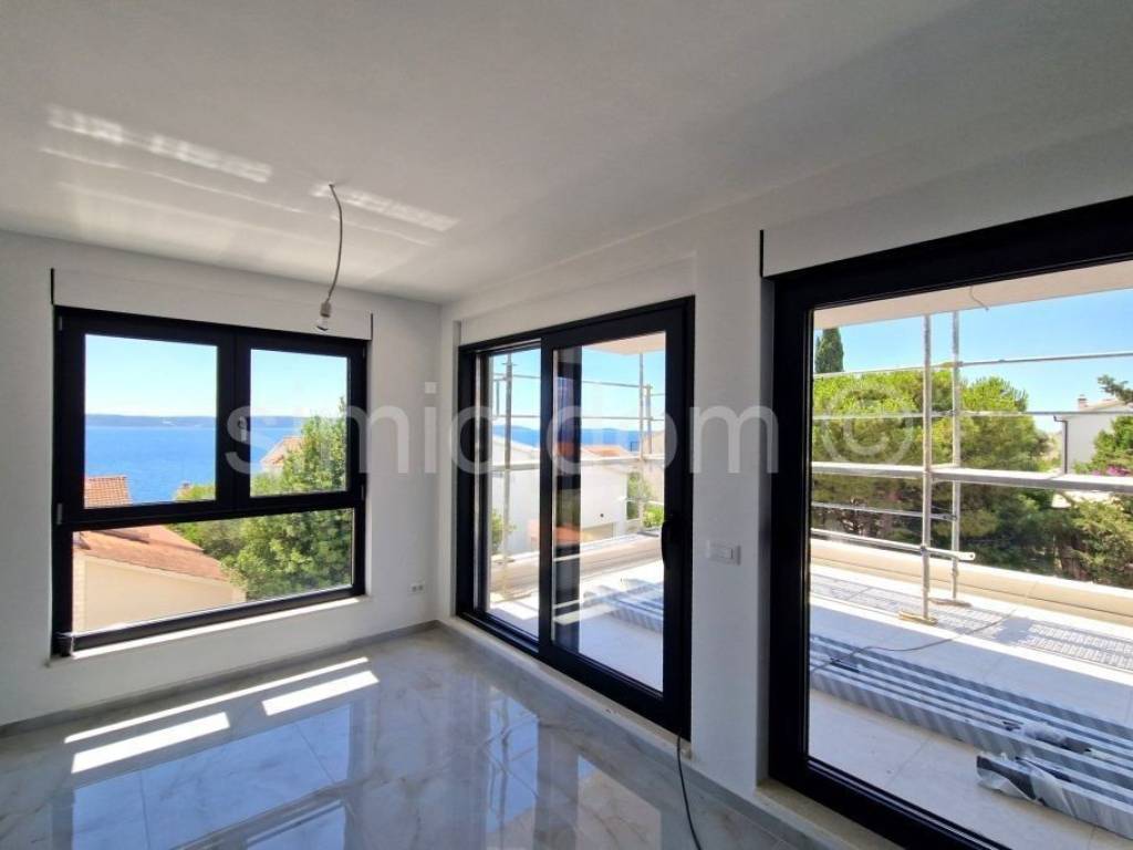 Apartman na moru, Prodaja, Okrug, Okrug Gornji
