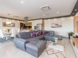 Vila, Prodaja, Sveti Filip i Jakov, Donje Raštane