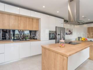 Vila, Prodaja, Sveti Filip i Jakov, Donje Raštane