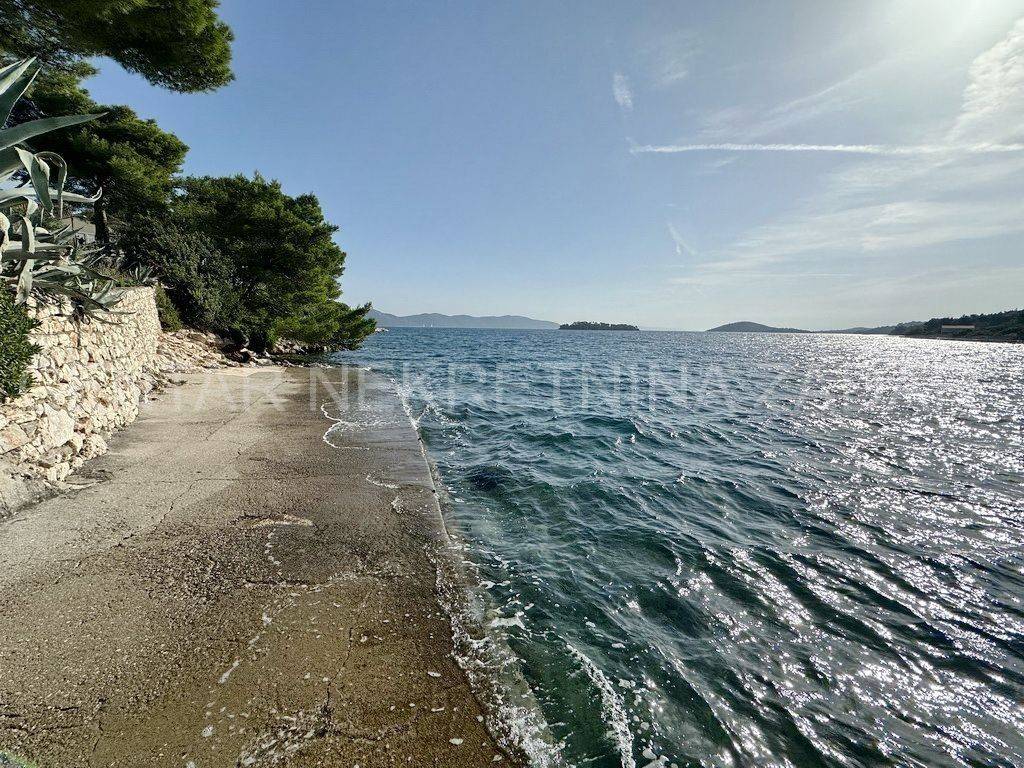Stambeno poslovni objekt, Prodaja, Zadar - Okolica, Veli Iž