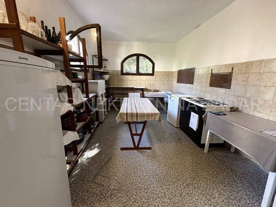 Stambeno poslovni objekt, Prodaja, Zadar - Okolica, Veli Iž