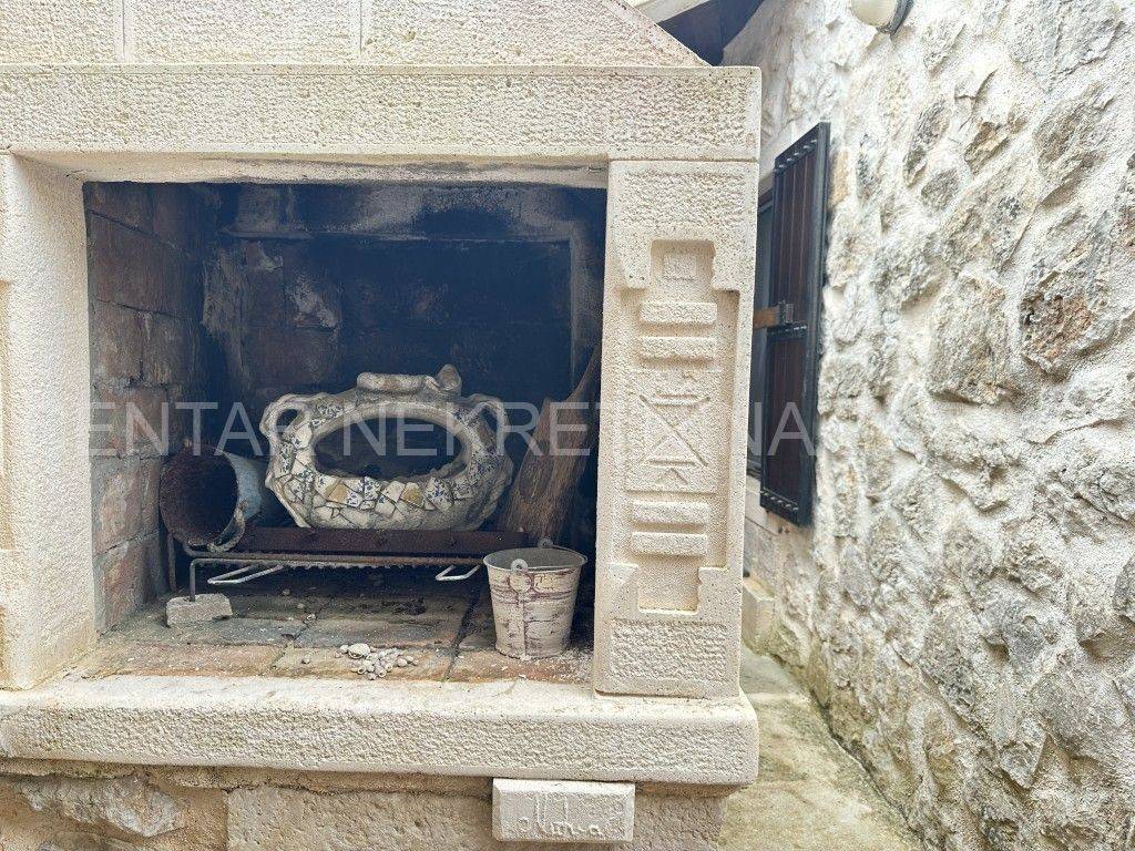 Kuća na moru, Prodaja, Preko, Lukoran