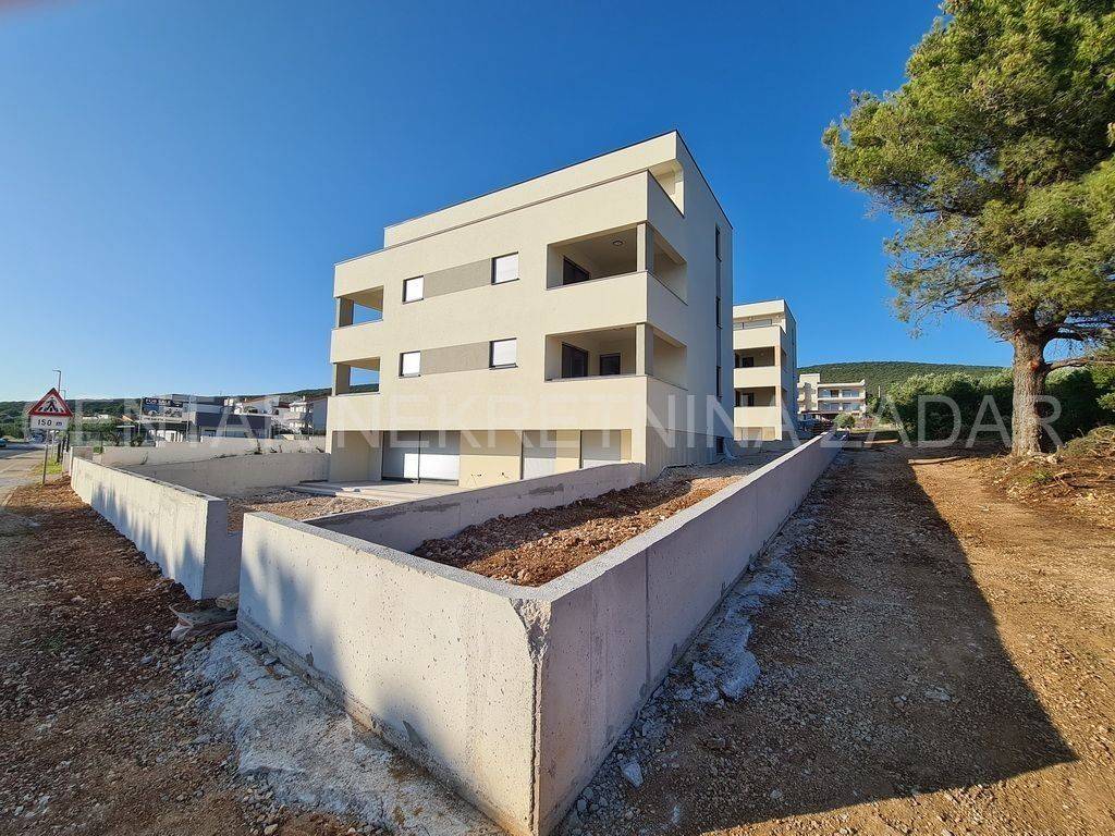 Stan u urbanoj vili, Prodaja, Sveti Filip i Jakov, Sveti Petar na Moru