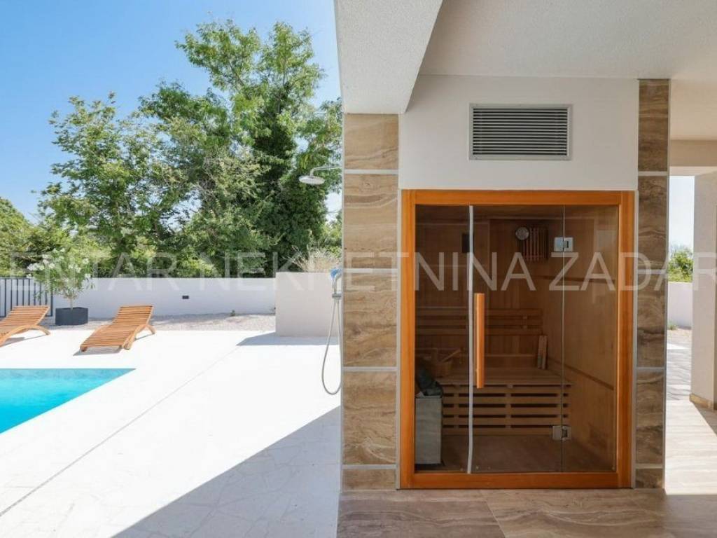 Samostojeća kuća, Prodaja, Nin, Grbe
