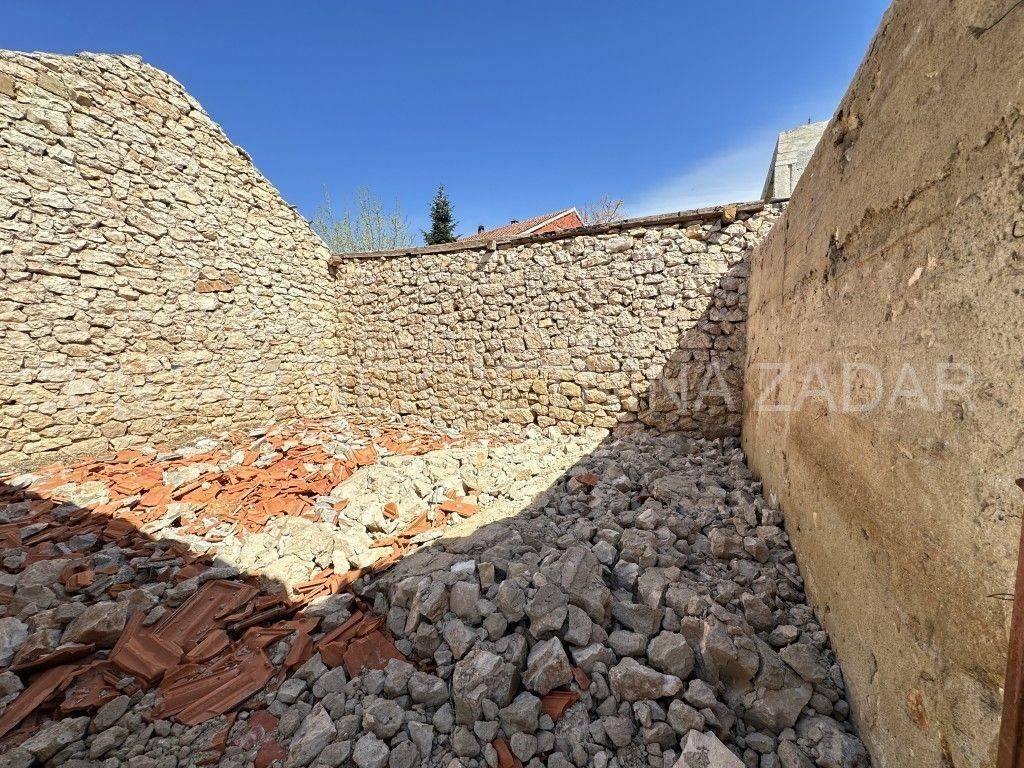 Kamena kuća, Prodaja, Sveti Filip i Jakov, Gornje Raštane