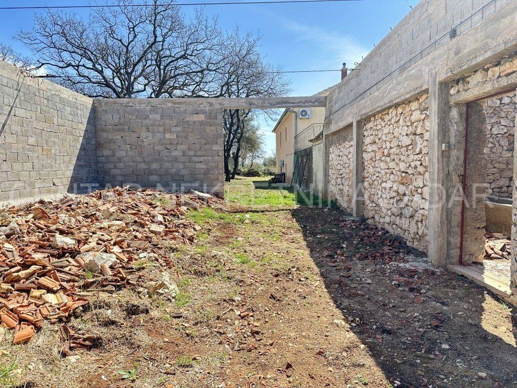 Kamena kuća, Prodaja, Sveti Filip i Jakov, Gornje Raštane