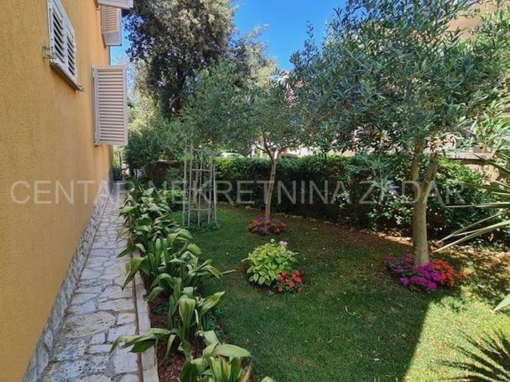 Apartmanska kuća, Prodaja, Nin, Zaton