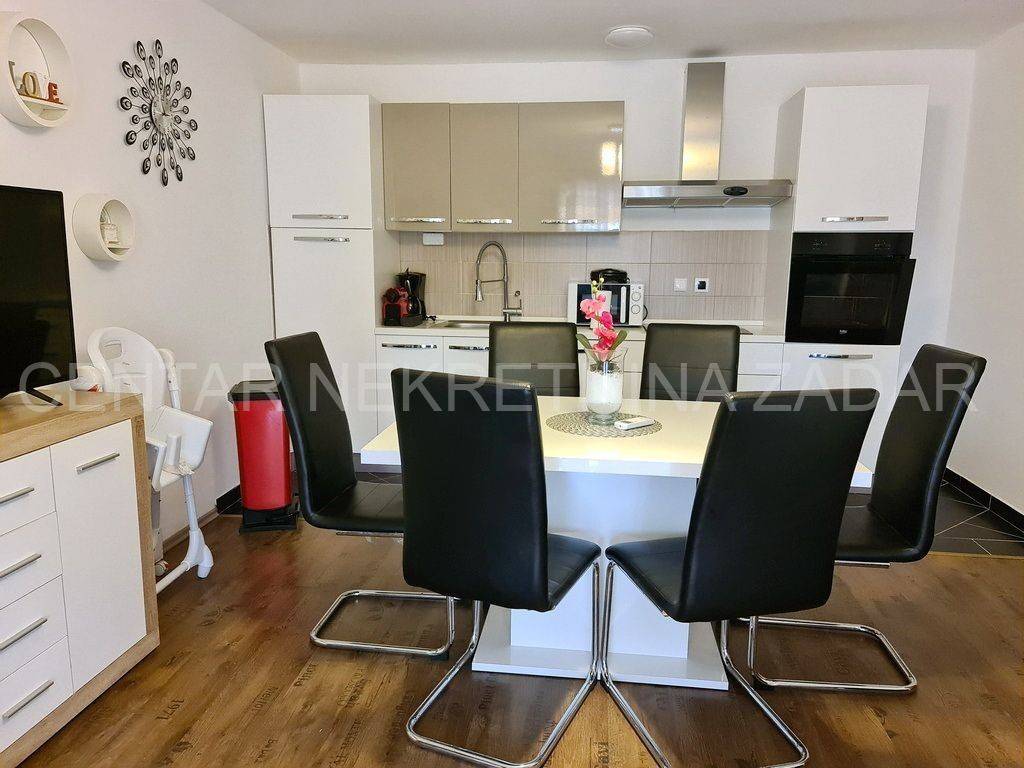 Apartmanska kuća, Prodaja, Nin, Zaton