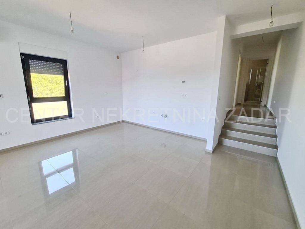 Stan u urbanoj vili, Prodaja, Sveti Filip i Jakov, Sveti Filip i Jakov