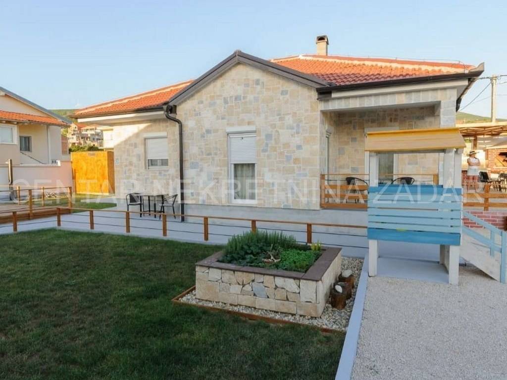 Kuća prizemnica, Prodaja, Obrovac, Gornji Karin