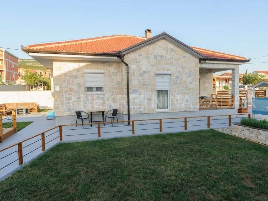 Kuća prizemnica, Prodaja, Obrovac, Gornji Karin