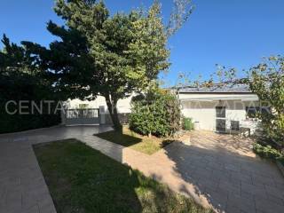 Samostojeća kuća, Prodaja, Ražanac, Ražanac