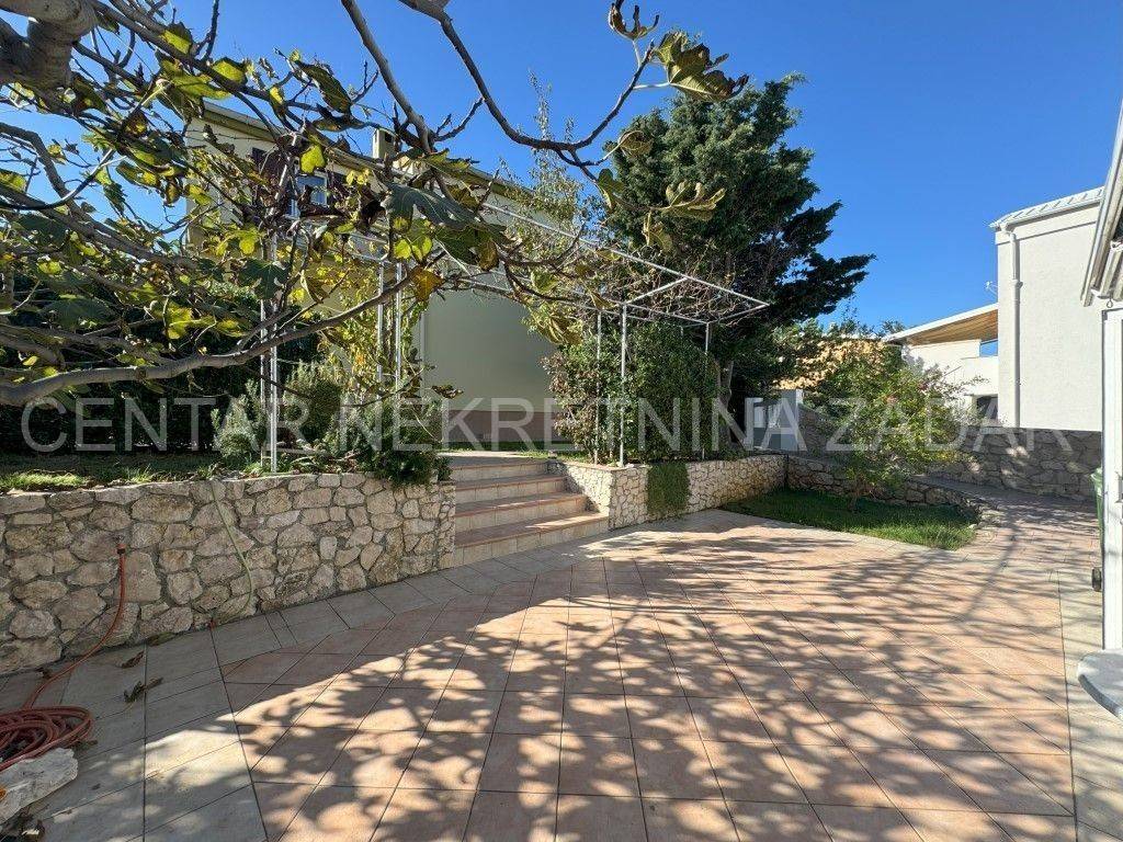 Samostojeća kuća, Prodaja, Ražanac, Ražanac
