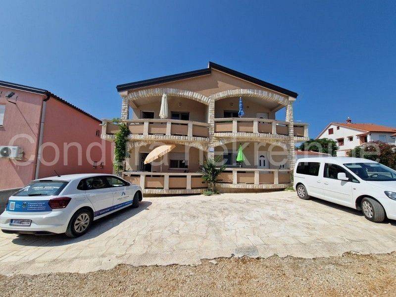 Apartmanska kuća, Prodaja, Vir, Vir