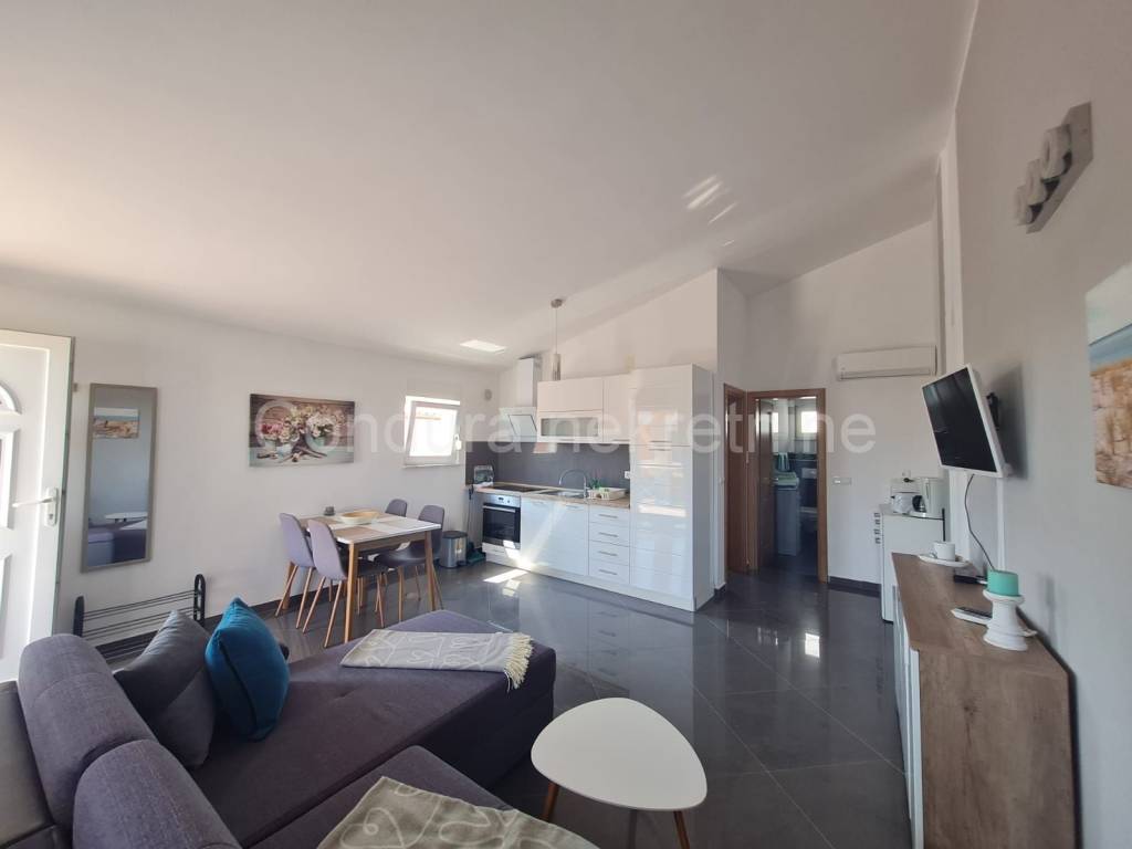 Apartmanska kuća, Prodaja, Vir, Vir