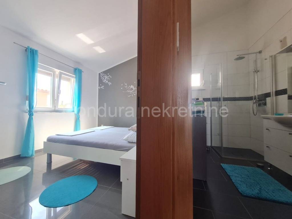Apartmanska kuća, Prodaja, Vir, Vir