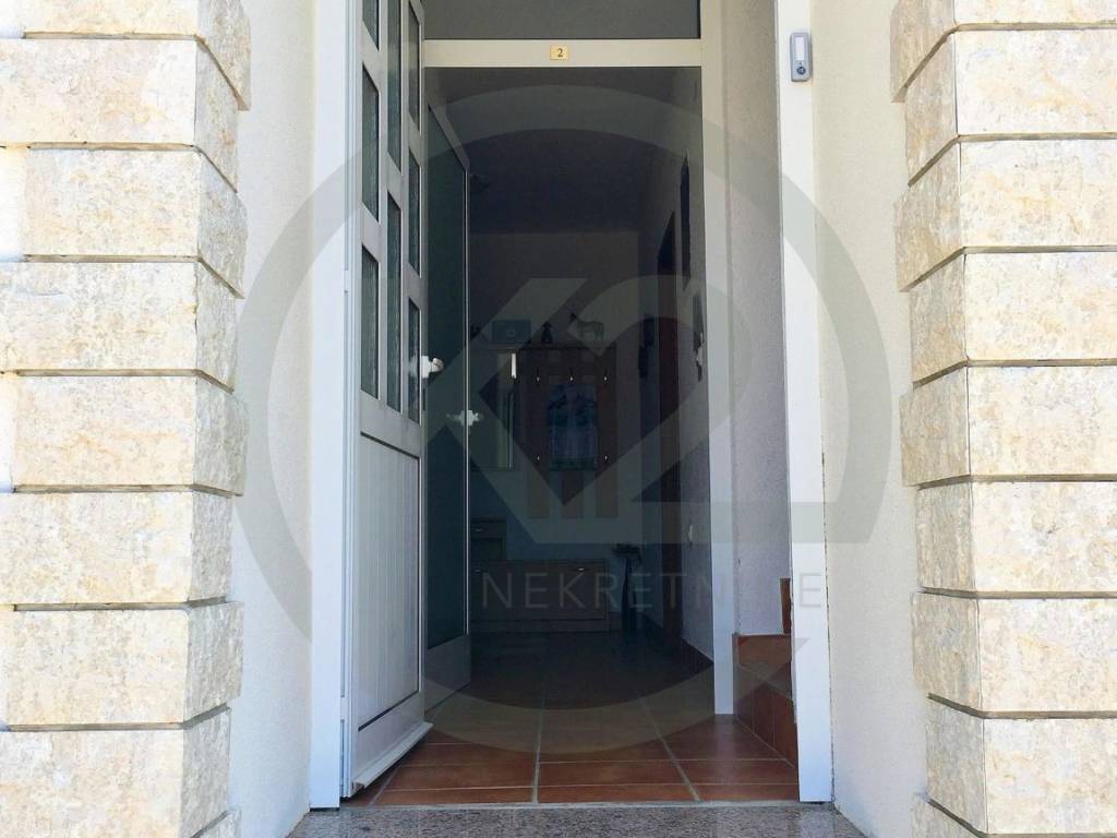Samostojeća kuća, Prodaja, Karlobag, Cesarica
