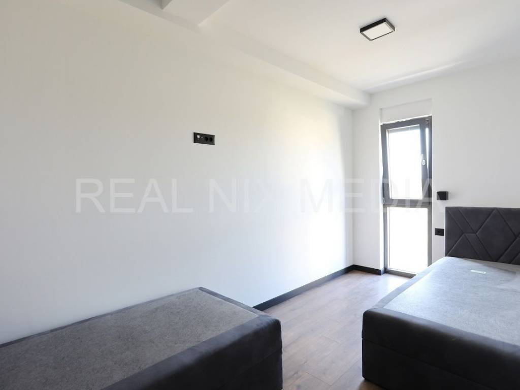 Apartman s okućnicom, Prodaja, Privlaka, Privlaka