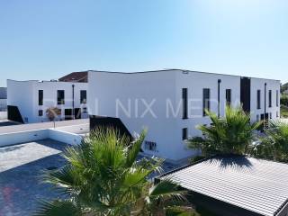 Apartman s okućnicom, Prodaja, Privlaka, Privlaka