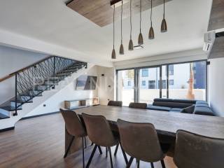 Apartman s okućnicom, Prodaja, Privlaka, Privlaka