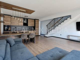 Apartman s okućnicom, Prodaja, Privlaka, Privlaka