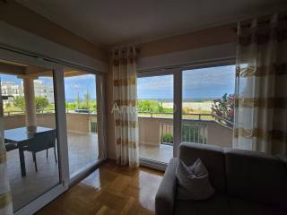 Apartman na moru, Prodaja, Nin, Zaton
