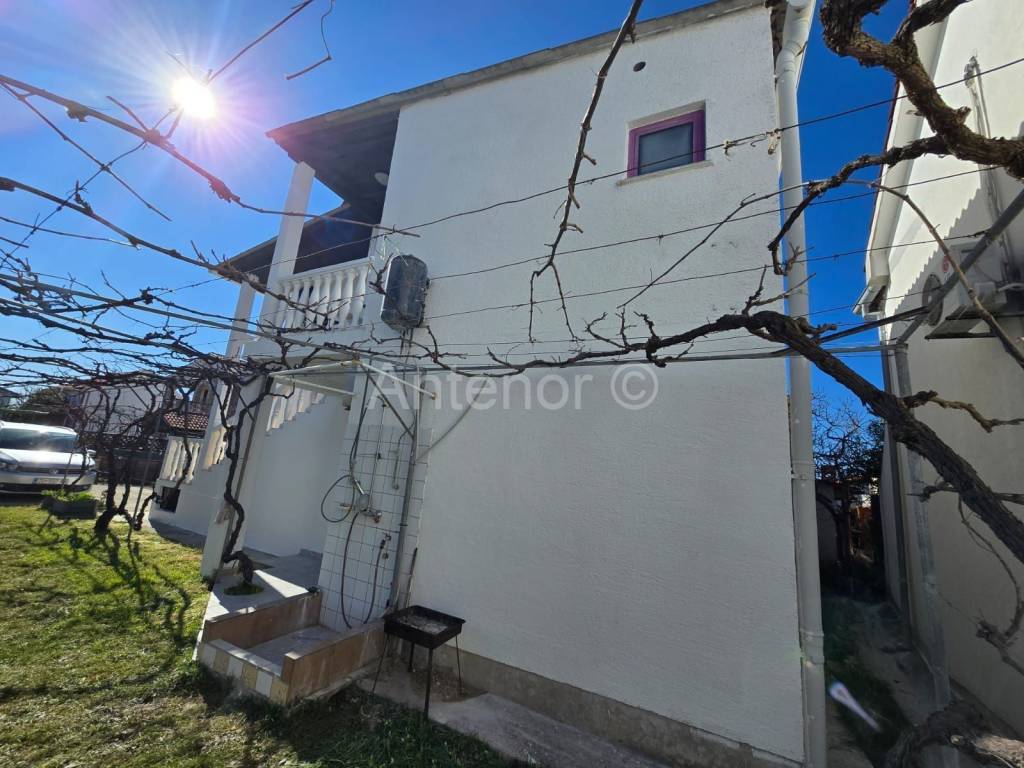 Dvojna kuća, Prodaja, Vrsi, Zukve